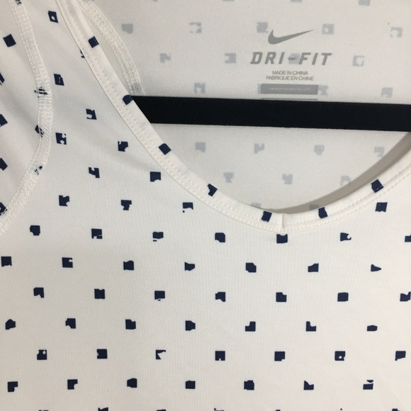 Nike Dri-Fit Tee Shirt White & Blue, Size XS - Picture 2 of 5